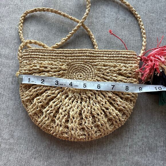 Mar y Sol Crossbody Rattan Bag - Picture 4 of 5